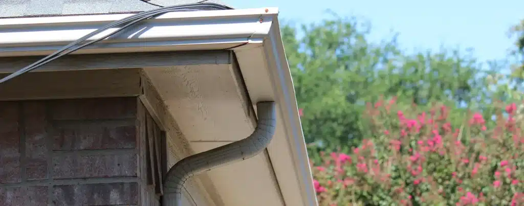 new gutters on a Texas house